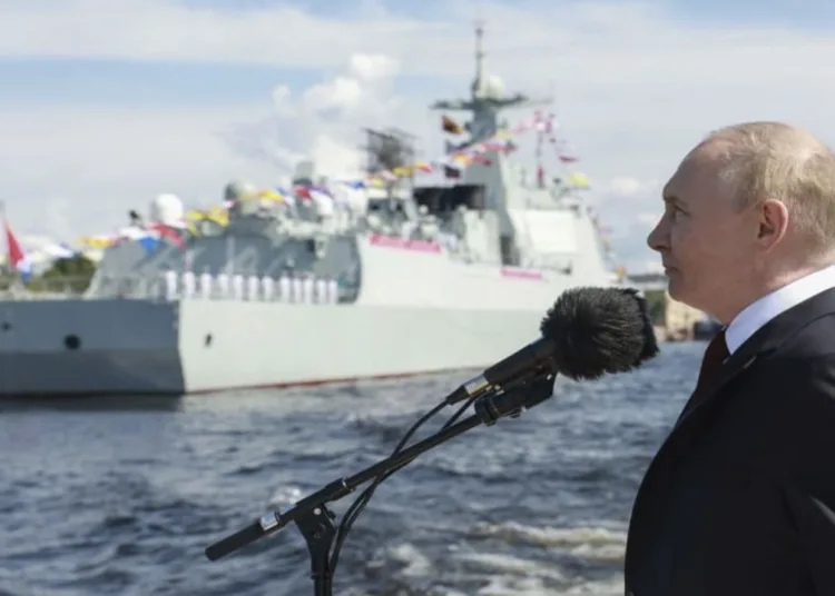 Vyacheslav Prokofyev, Sputnik, Kremlin Pool Photo via AP)