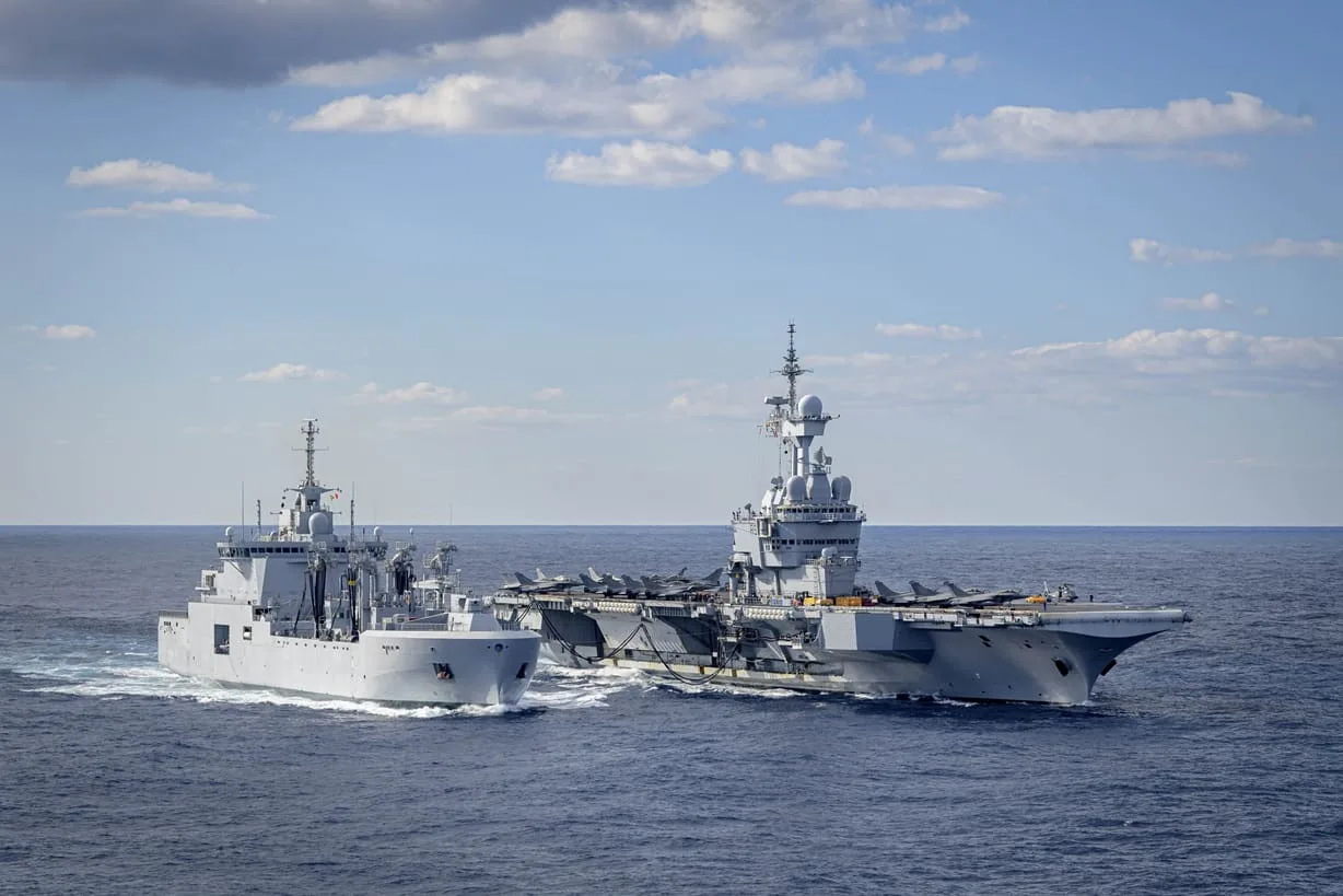 Portaaviones Charles de Gaulle ejercicio naval Indo-Pacífico Clemenceau 25 La Perouse