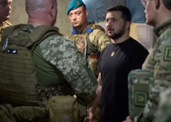 El presidente Volodímir Zelenski afirmó que el plan A sigue siendo la paz, pero que Moscú no muestra voluntad de negociar bajo condiciones aceptables. Créditos: Servicio de prensa presidencial de Ucrania/Reuters