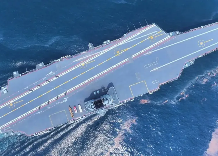 Crédito: Armada de China portaaviones Fujian