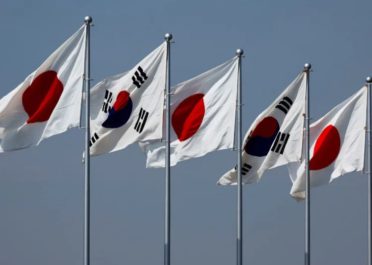 Japón y Corea del Sur podrían profundizar su alianza militar si Seúl desarrolla submarinos nucleares / Créditos: Reuters-Issei Kato