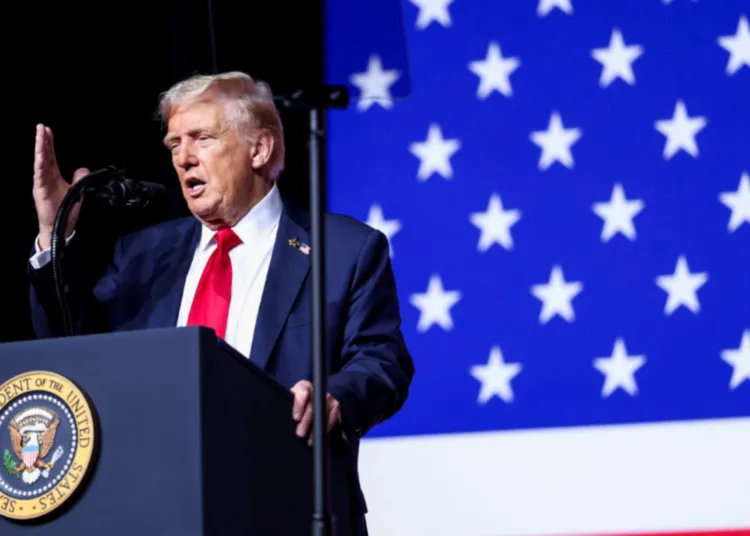 Las deportaciones masivas ordenadas por Donald Trump debilitan la actuación del Departamento de Seguridad Nacional en otras tareas / Foto de Kevin Lamarque/REUTERS
Relacionado