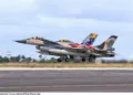 aviones de combate F-16 de Venezuela despegando