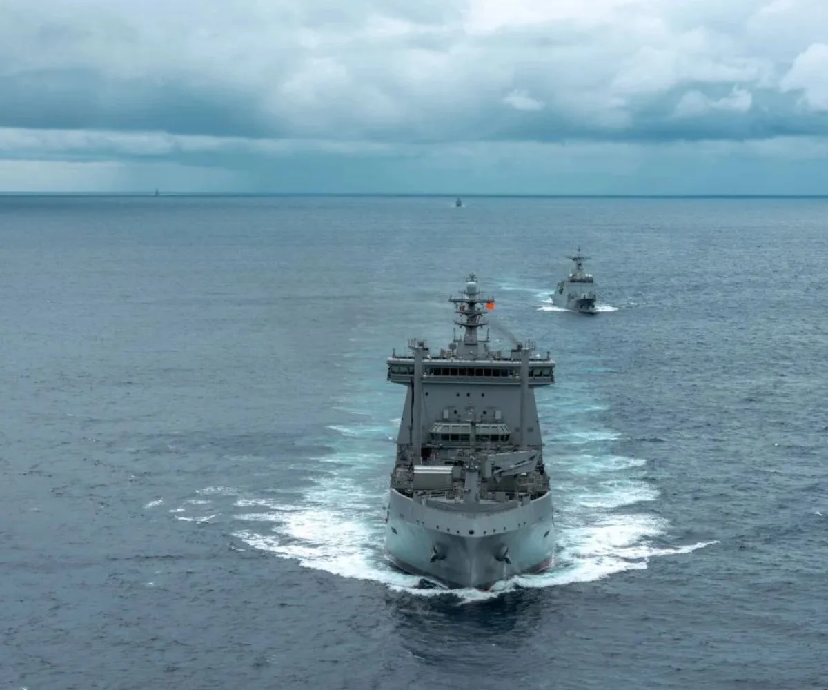 Buque auxiliar de reabastecimiento de combustible de la Armada Real de Nueva Zelanda HMNZS Aotearoa (A 11)