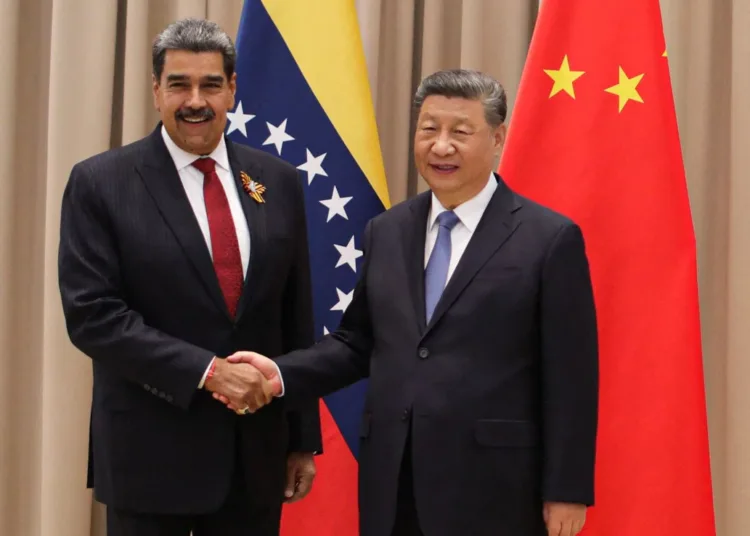 Xi Jinping y Maduro durante un encuentro en 2023. Reuters