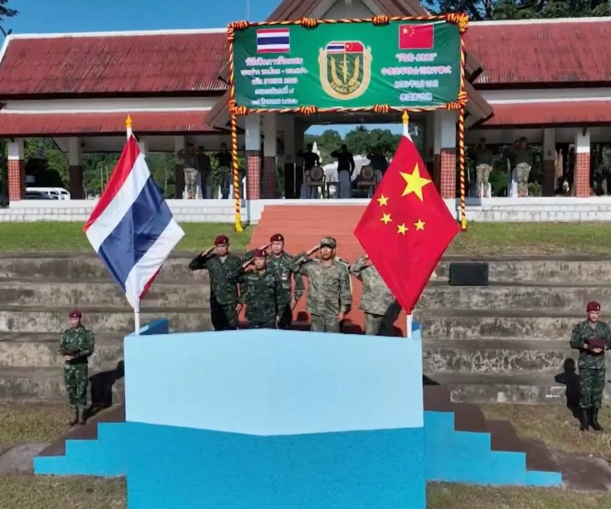 Colaboración Tailandia China