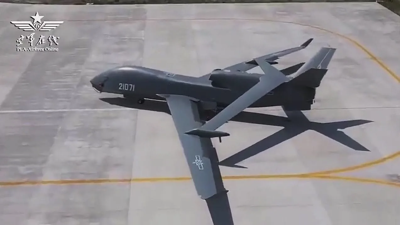 Dron WZ-7. Crédito: Zona Militar