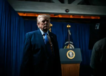 El presidente Donald Trump se dirige a la nación tras el tiroteo de dos soldados de la Guardia Nacional en Washington, D.C. Crédito: The White House Gallery