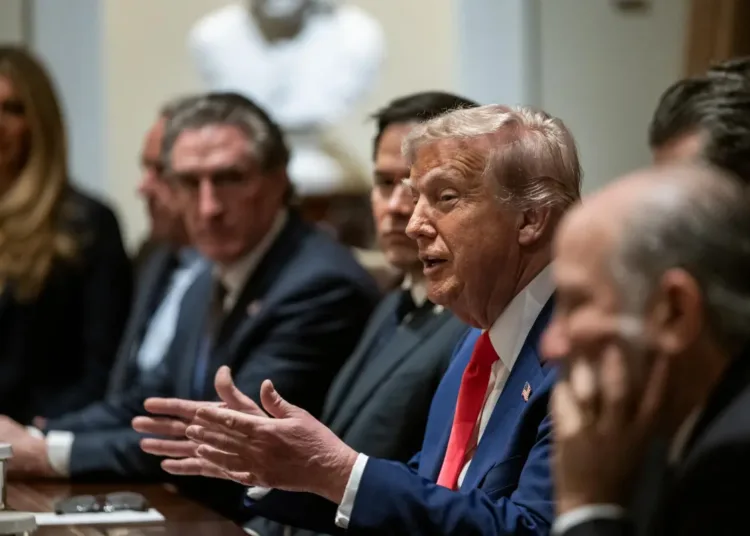 Donald trump y sus asesores