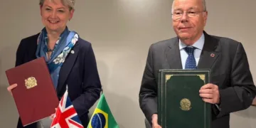 Ministros de brasil y reino unido firman tratado de cooperación