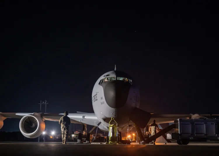 Publicación de la U.S. Air Force sobre el despliegue temporal de aviones KC-135 Stratotanker de la 914th Air Refueling Wing en Kadena Air Base, donde brindaron apoyo de reabastecimiento aéreo a Pacific Air Forces./ Créditos: usairforce