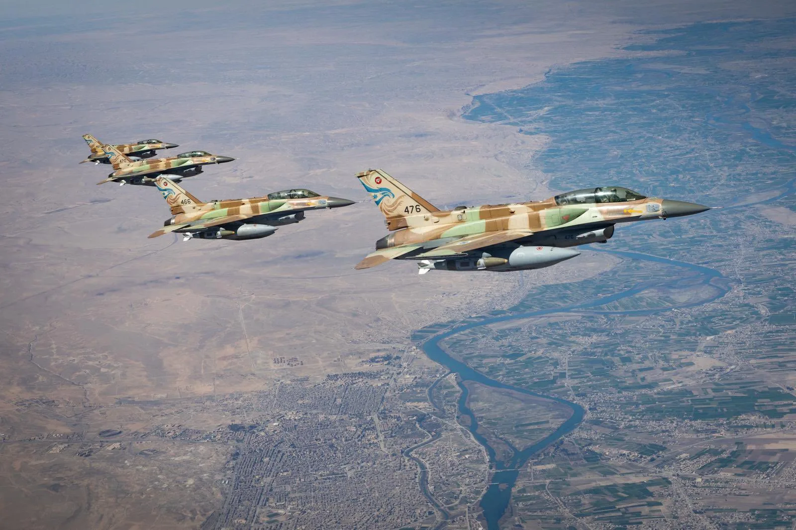 Primeras imágenes aéreas de los cazas F-16i de la Fuerza Aérea de Israel en camino a un ataque en Irán el 4 de marzo de 2026./Créditos: Fuerza Aérea de Israel.