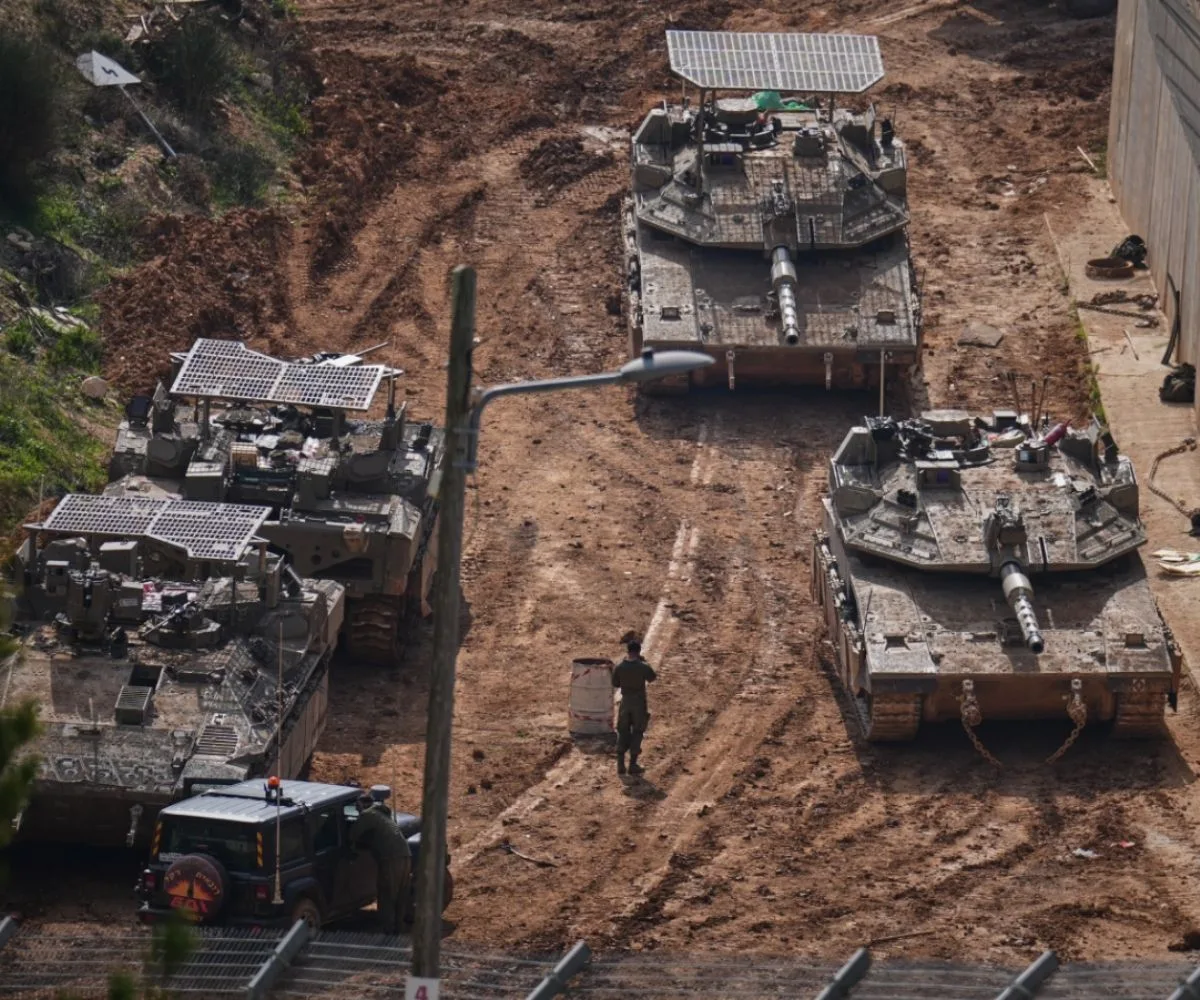 Israel moviliza tanques Merkava cerca de la frontera con el Líbano