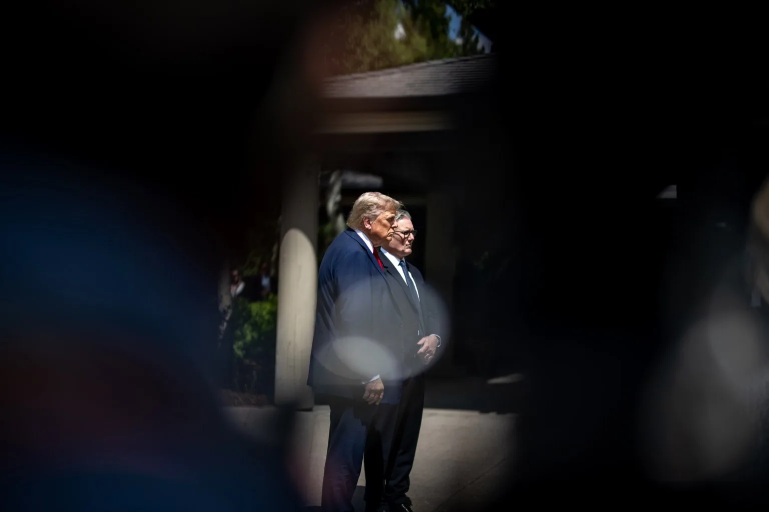 El presidente Donald Trump participa en una rueda de prensa conjunta con el primer ministro Keir Starmer en Chequers. Créditos: The White House Gallery.