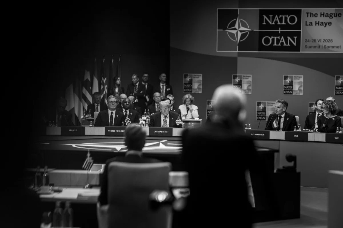 El presidente Trump junto al primer Ministro británico Keir Starmer, en la Cumbre de la OTAN de 2025. Créditos: The White House, Washington, Gallery.