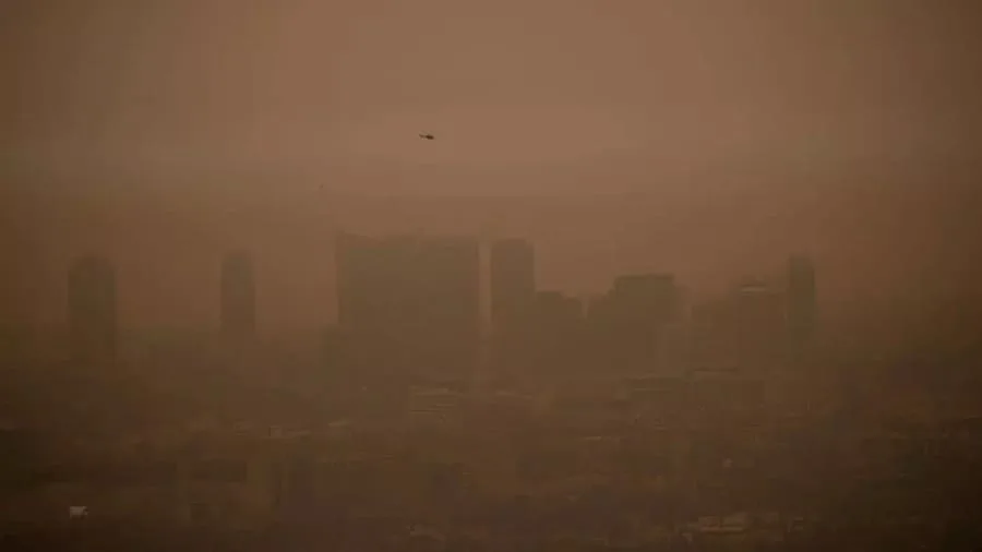 Costa oeste de EE.UU. arde en llamas en un hecho sin precedentes