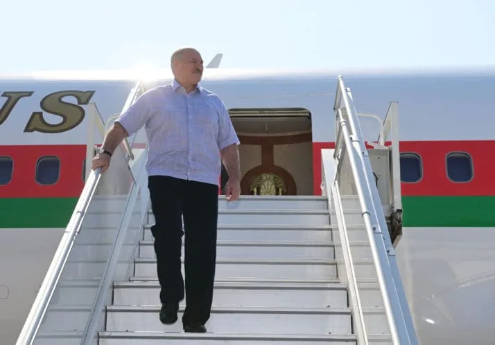 Belarus' President Alexander Lukashenko disembarks from a plane as he arrives at an airport in Sochi on September 14, 2020. (Photo by Andrei STASEVICH / BELTA / AFP) (Photo by ANDREI STASEVICH/BELTA/AFP via Getty Images)