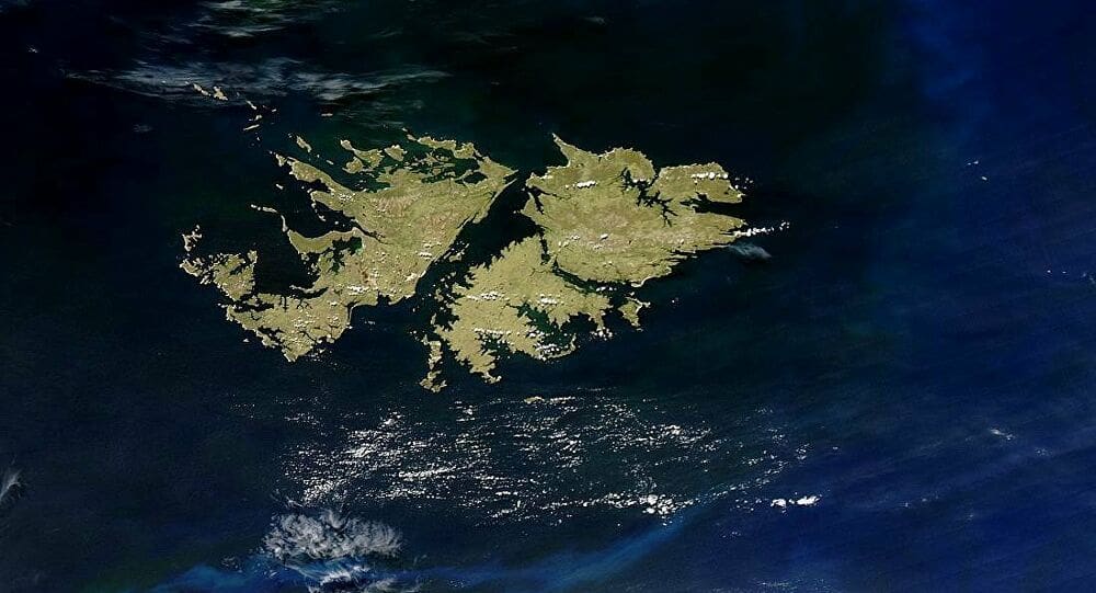 Prohiben ondear banderas argentinas en las Islas Malvinas