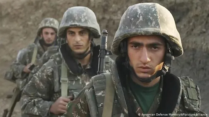 Rusia, Francia y Estados Unidos piden un alto el fuego en Azerbayán