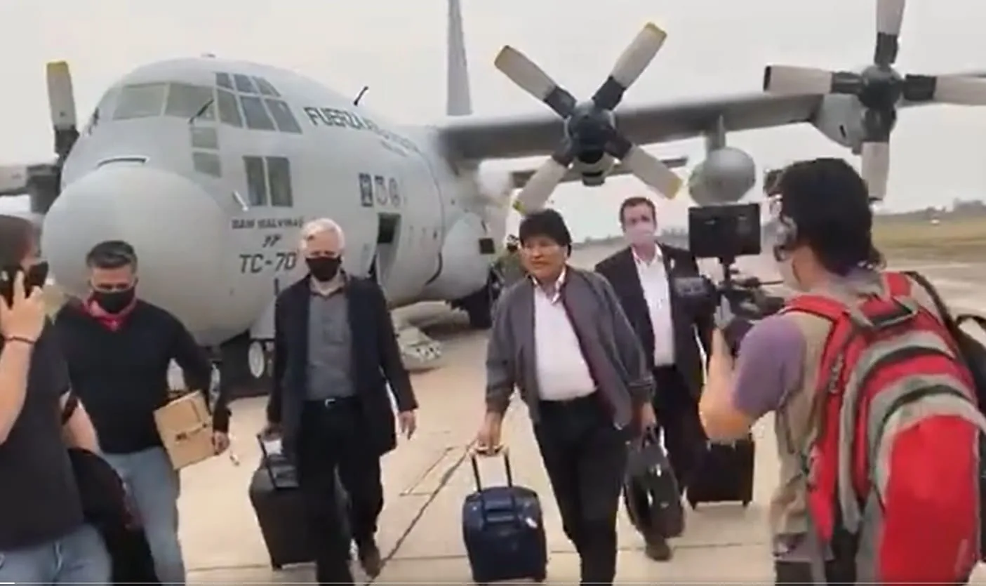En su regreso a Bolivia, Evo Morales fue trasportado por un avión de la Fuerza Aérea Argentina