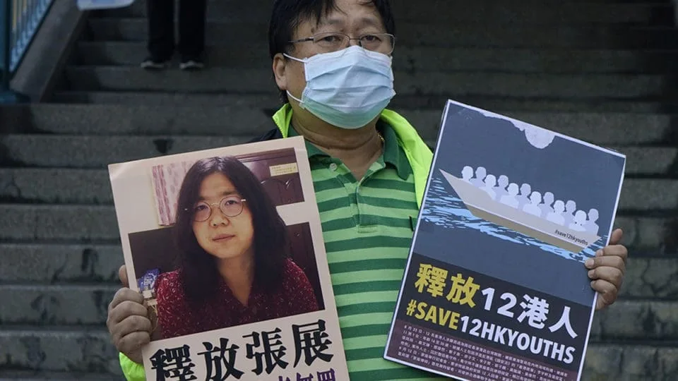China encarcela a un periodista por informar sobre el virus de Wuhan