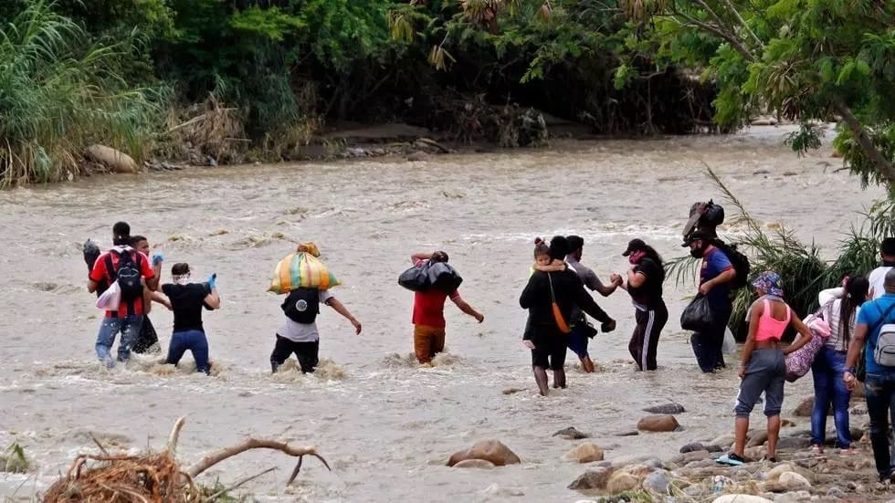 Nicolás Maduro estima la migración de venezuela en 600.000 personas, mucho menos que la ONU