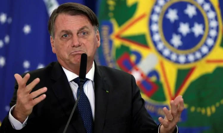 Bolsonaro sigue apoyando a Trump y reitera las acusaciones de fraude electoral