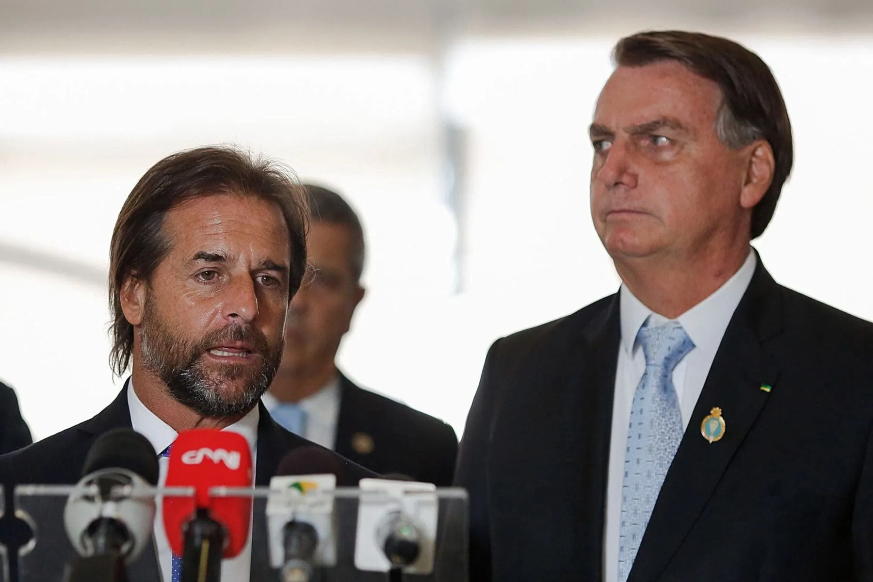 Una semana en la vida de Bolsonaro: Control en el Congreso y reunión con Lacalle Pou