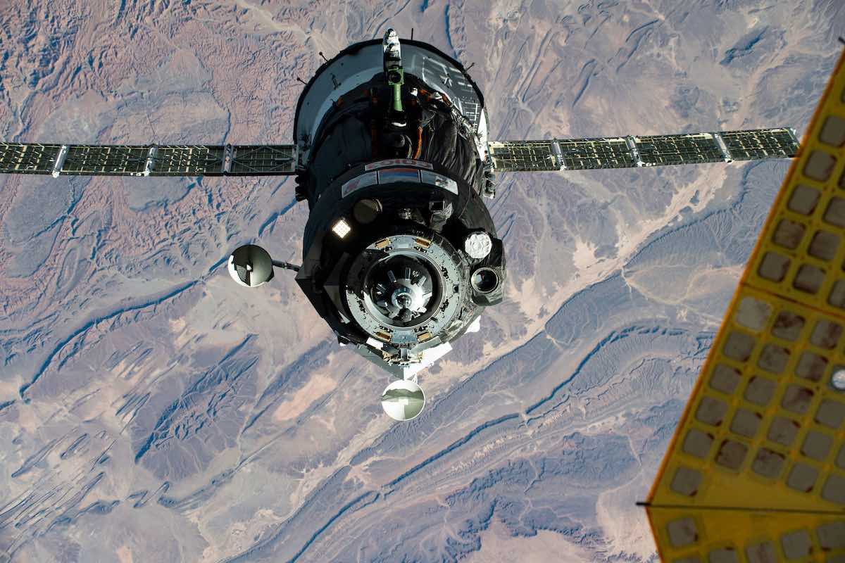 La Soyuz MS-18 se acopló a la Estación Internacional