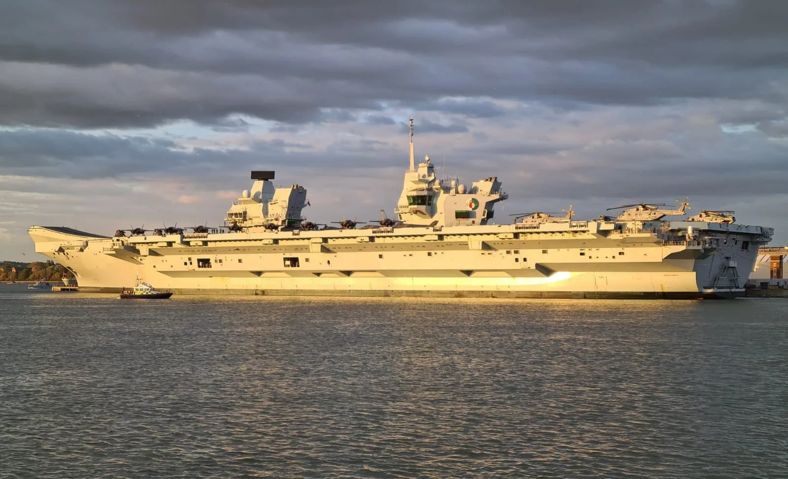 portaaviones HMS Queen Elizabeth
