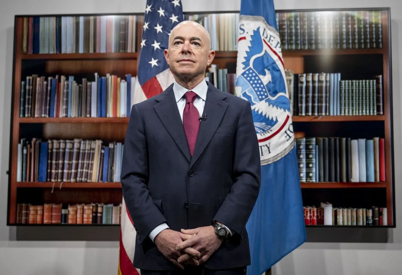 La administración Biden pone fin a la política de Protocolos de Protección al Migrante