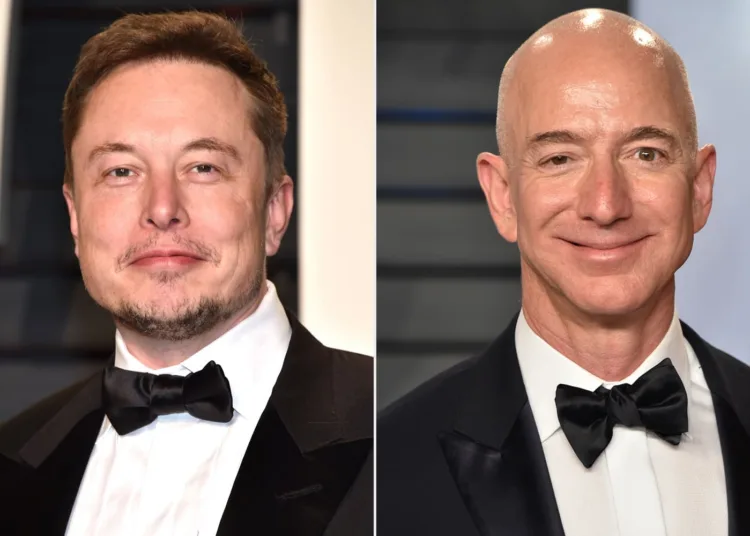 BEVERLY HILLS, CA - FEBRUARY 26: SpaceX CEO Elon Musk attends the 2017 Vanity Fair Oscar Party hosted by Graydon Carter at Wallis Annenberg Center for the Performing Arts on February 26, 2017 in Beverly Hills, California. (Photo by Pascal Le Segretain/Getty Images)
BEVERLY HILLS, CA - MARCH 04: Amazon CEO Jeff Bezos attends the 2018 Vanity Fair Oscar Party hosted by Radhika Jones at Wallis Annenberg Center for the Performing Arts on March 4, 2018 in Beverly Hills, California. (Photo by John Shearer/Getty Images)