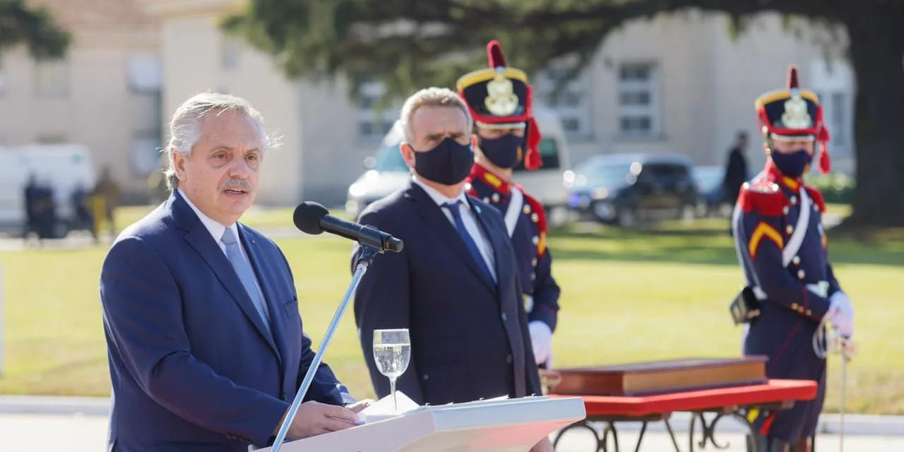 Tras un reclamo de Chile, Argentina modificará la Directiva de Política de Defensa Nacional (DPDN)