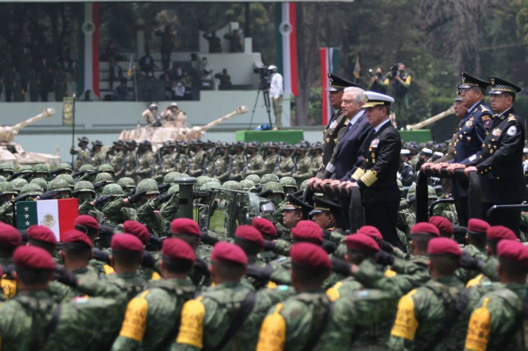 Ya se encuentra en México la delegación cívico-militar de Argentina para participar del desfile militar por la Independencia