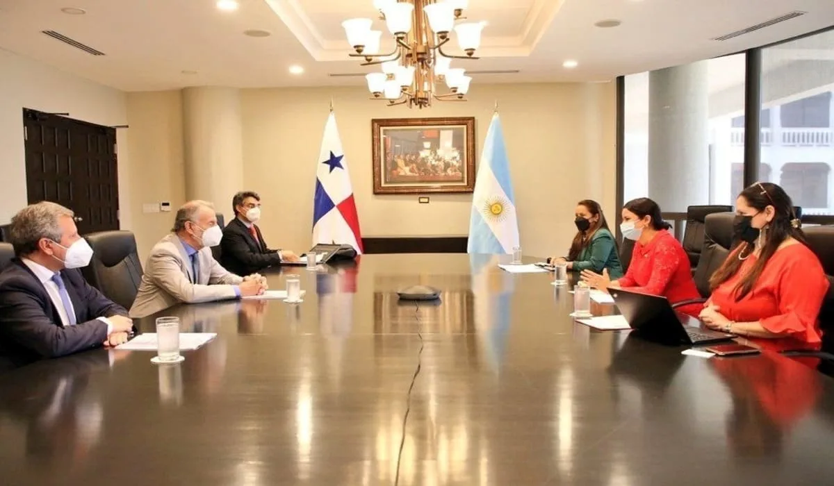 Argentina y Panamá refuerzan vínculos comerciales