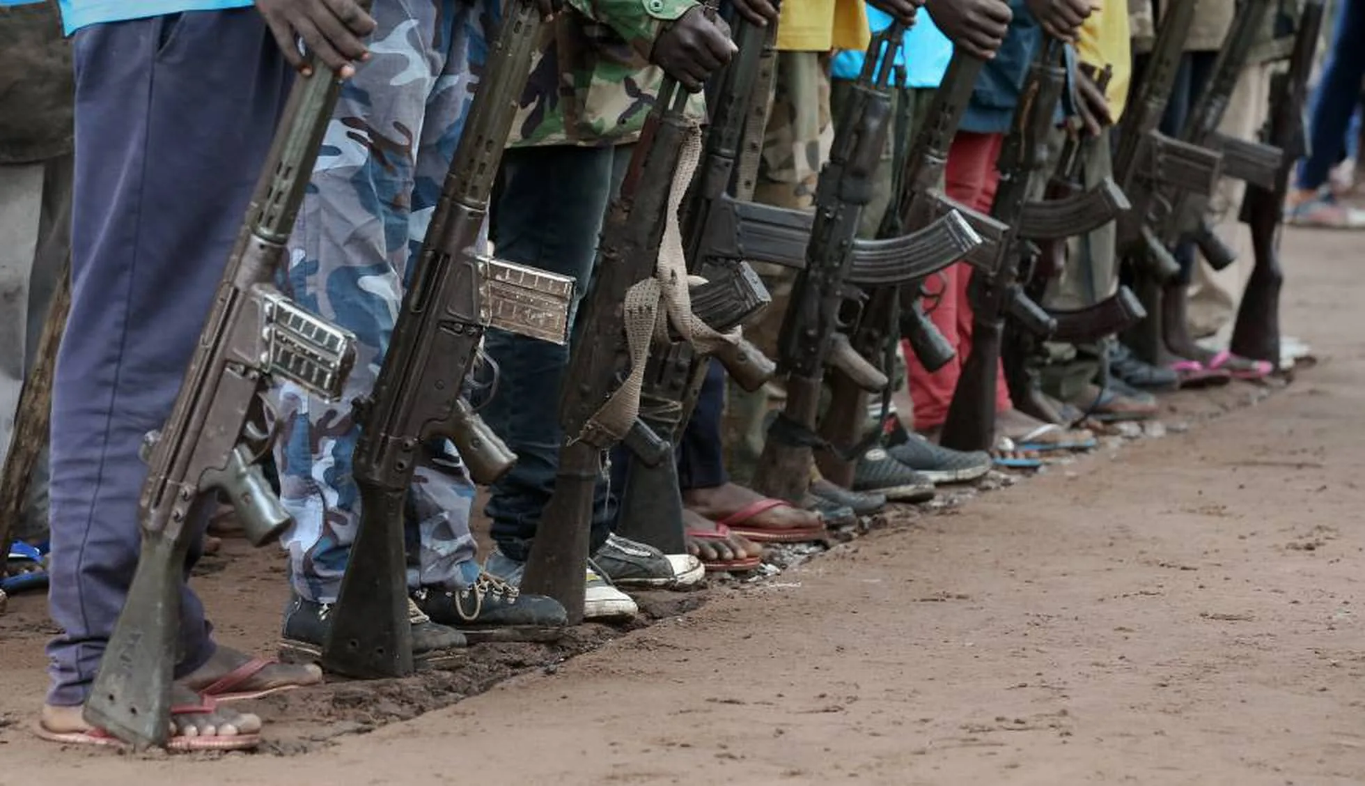 Aumenta la violencia en Níger: según un informe, grupos armados matan y reclutan más niños
