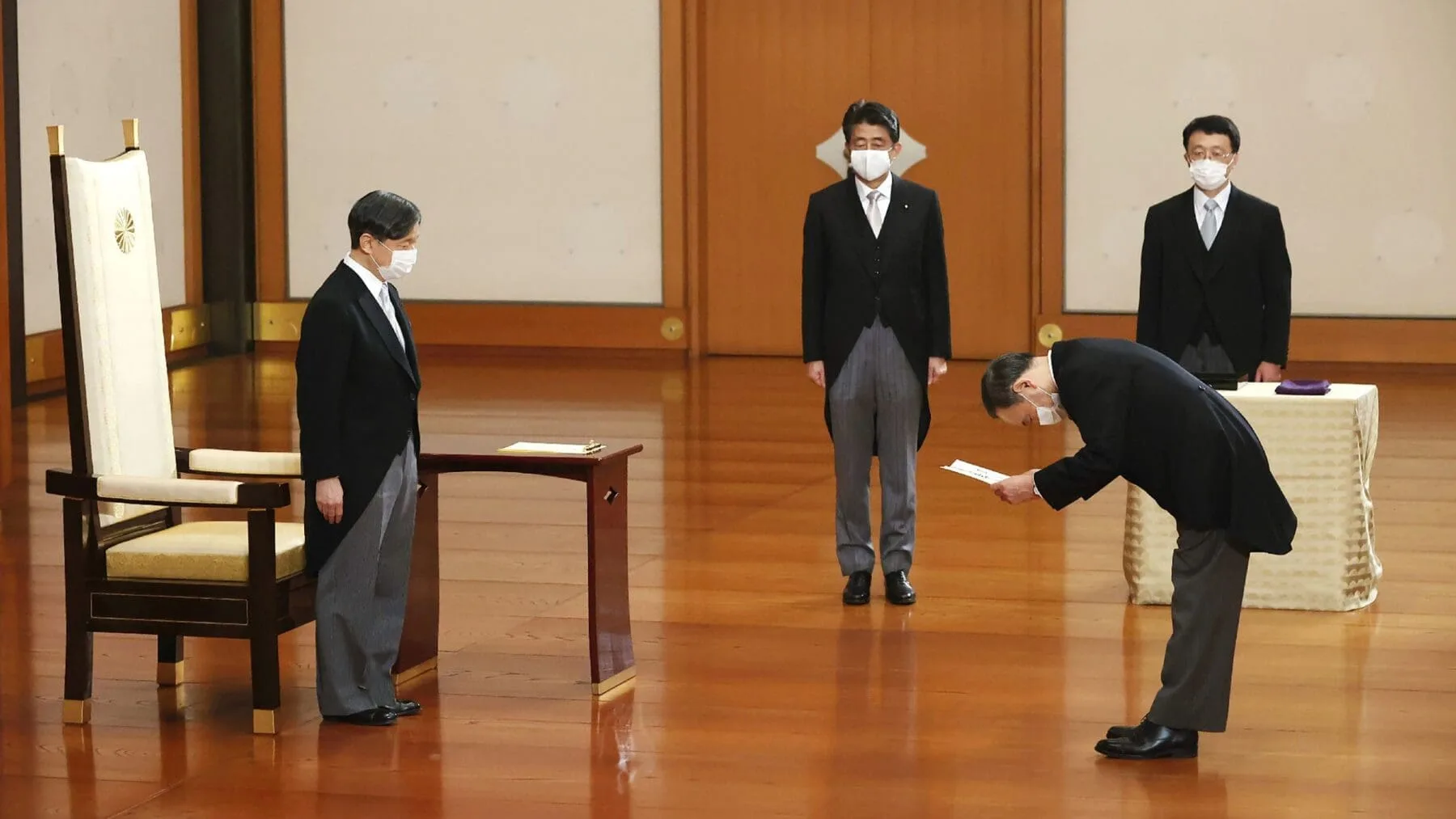 Japón: Kishida toma posesión como Primer Ministro en remplazo de Suga