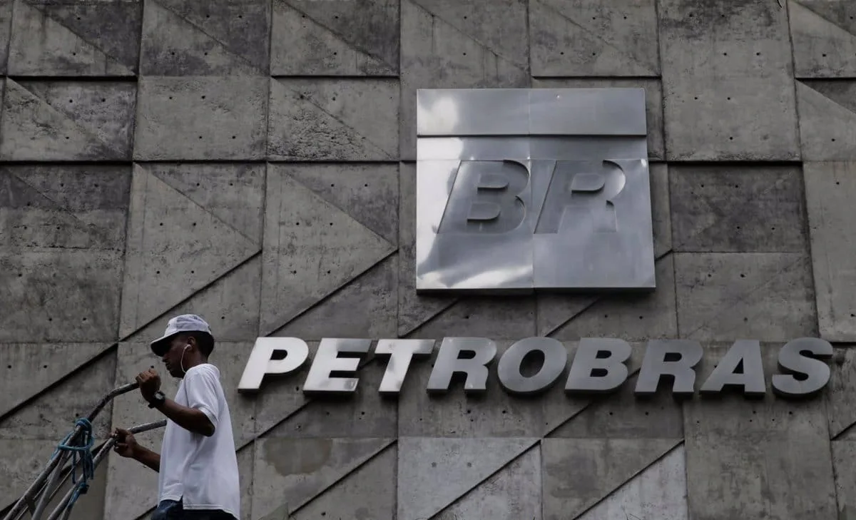 Bolsonaro reconoce que quiere privatizar Petrobras