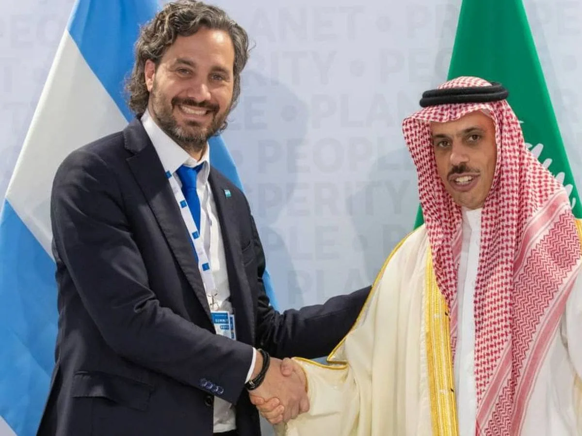 Argentina refuerza sus lazos con Arabia Saudita y recibe al ministro de Relaciones Exteriores