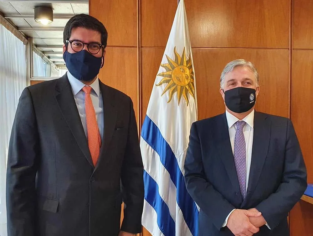 Reino Unido y Uruguay fortalecen sus lazos políticos económicos