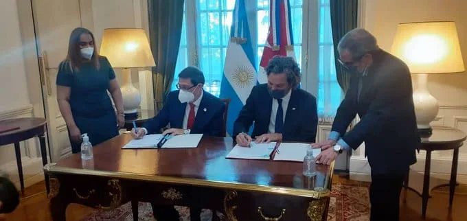 Argentina y Cuba firman un nuevo acuerdo bilateral en materia alimentaria