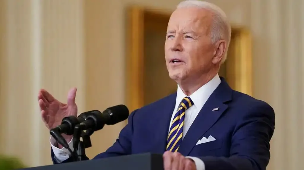 Biden pide 33.000 millones de dólares “de urgencia” para Ucrania