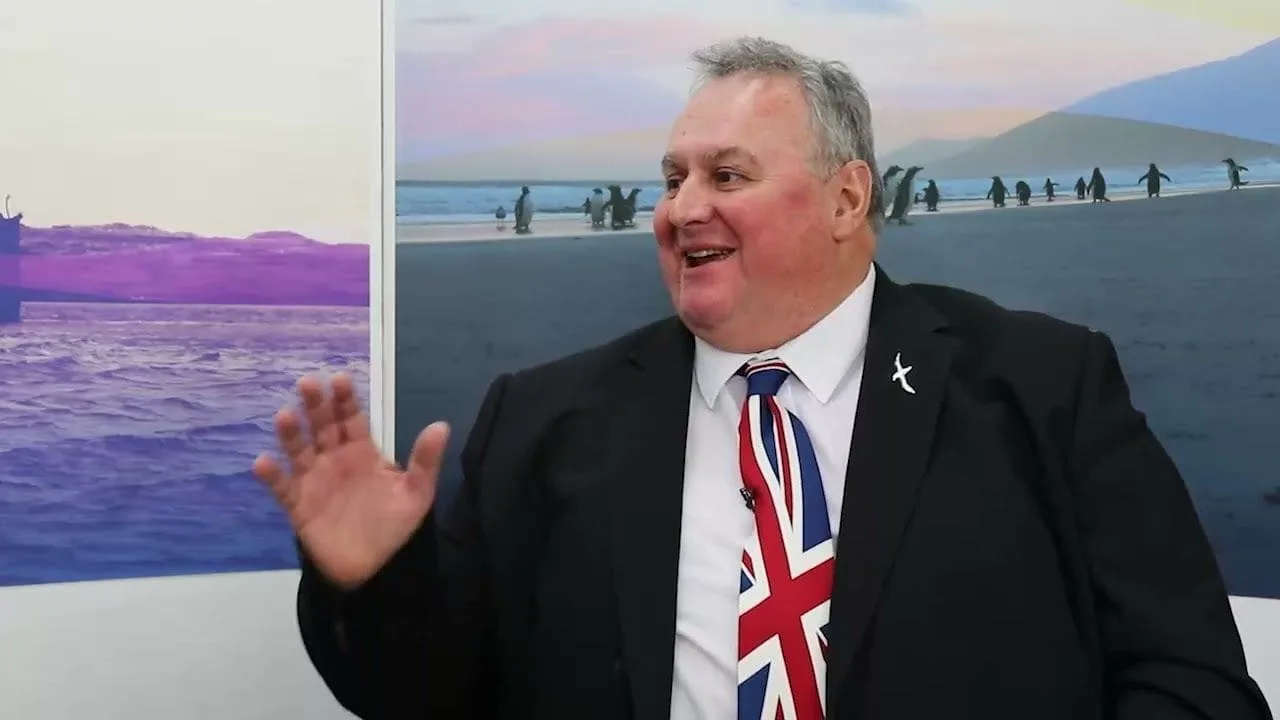 Político de Malvinas compara la situación de las Islas con la guerra en Ucrania