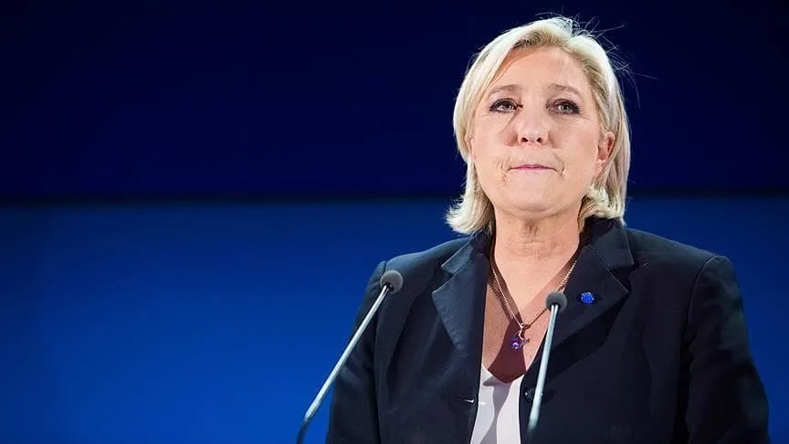 Mercados franceses en alerta por posible repunte de Le Pen