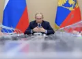 04/03/2020 March 4, 2020 - Novo Ogaryovo, Russia: Meeting of Russian President Vladimir Putin with members of the Russian Government in the Novo-Ogaryovo Residence. Russian President Vladimir Putin speaks during the meeting. March 04 2020. Russia, Novo-Ogaryovo (Dmitry Azarov/Kommersant/Contacto)
POLITICA INTERNACIONAL
Dmitry Azarov