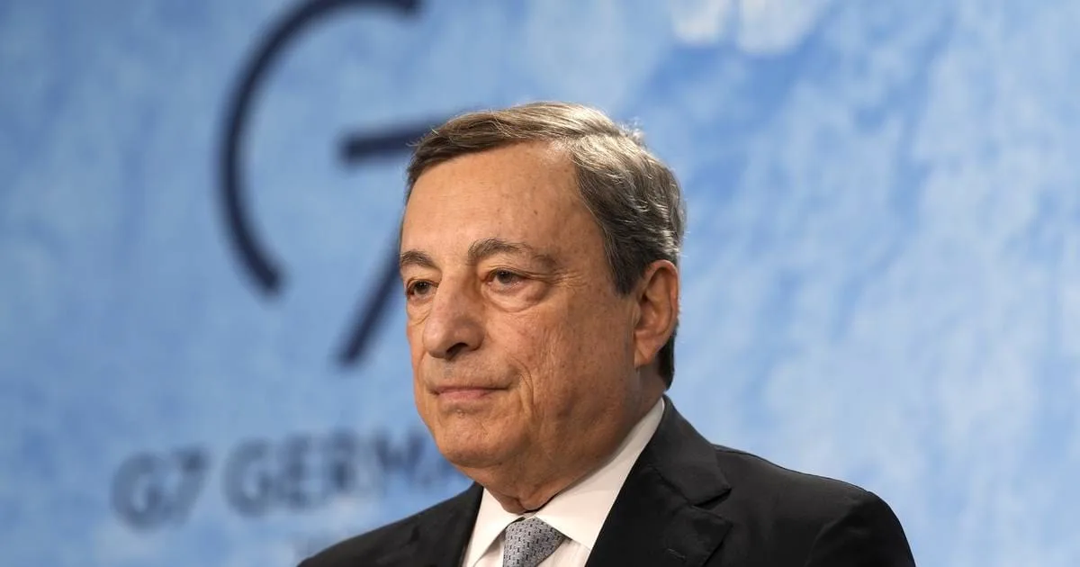 Crisis política en Italia: Draghi no se sostiene y reafirma su renuncia