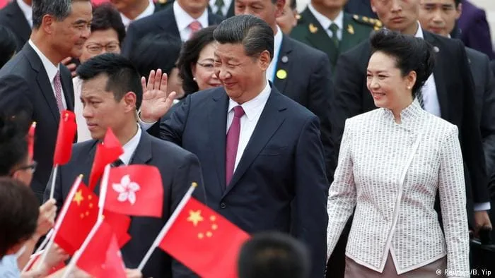 Xi Jinping resalta el poderío de Pekín sobre Hong Kong
