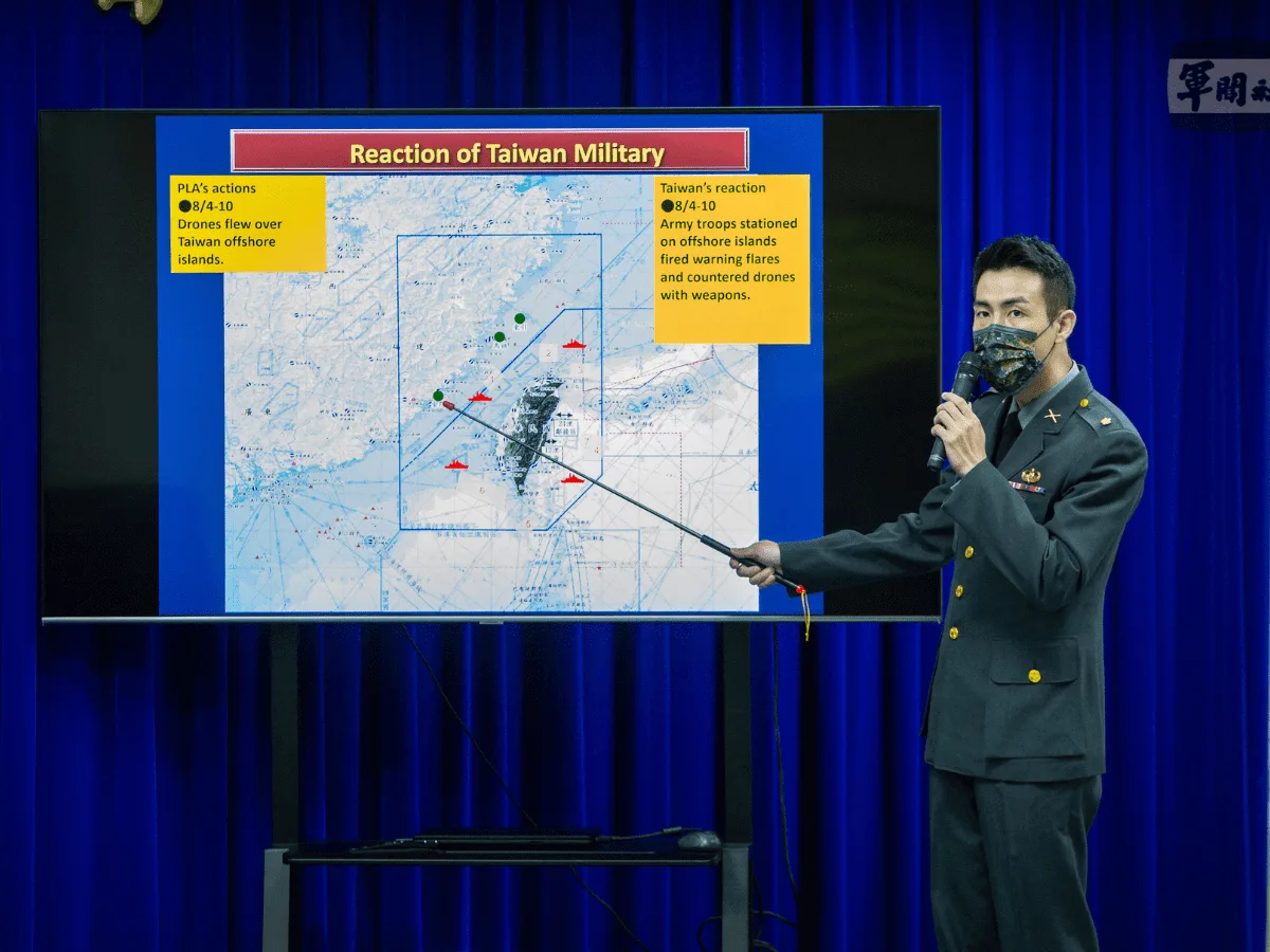 Taiwán dispara por primera vez a un dron chino