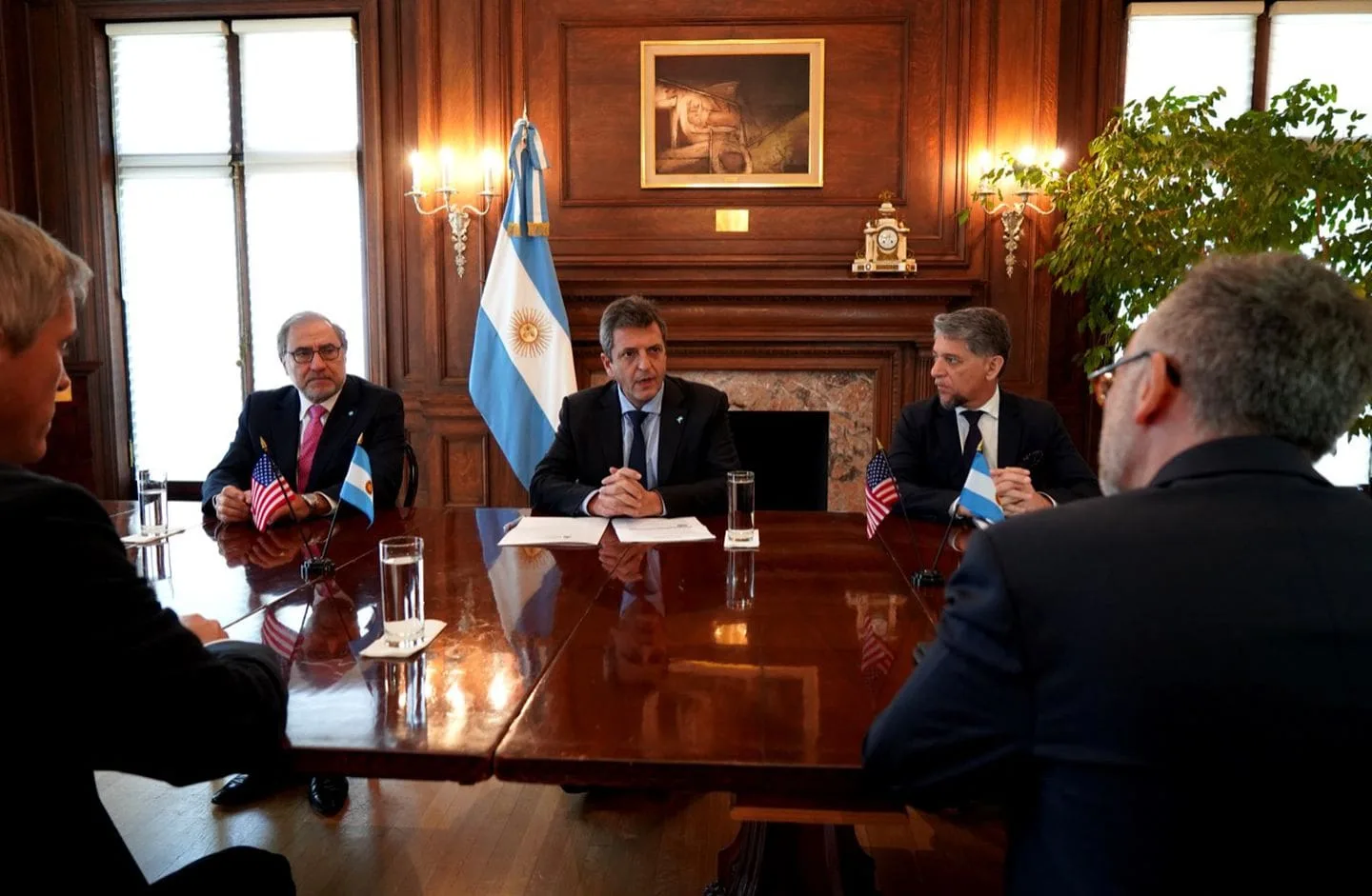 Argentina y el BID logran destrabar un crédito por 3.000 millones de dólares