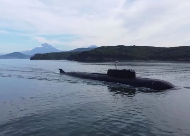 A still image from video, released by the Russian Defence Ministry, shows what it said to be a Russian nuclear-powered submarine sailing during the military drills Umka-2022 in the Chukchi Sea, in this still image taken from handout footage released September 16, 2022. Russian Defence Ministry/Handout via REUTERS.